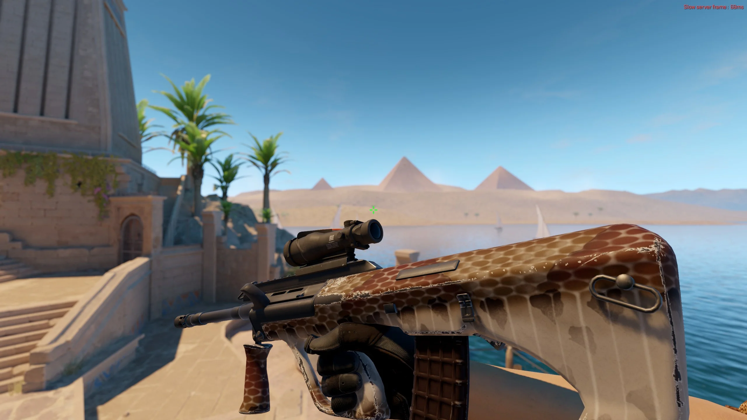 AUG | Copperhead - CS2 skin screenshot 2