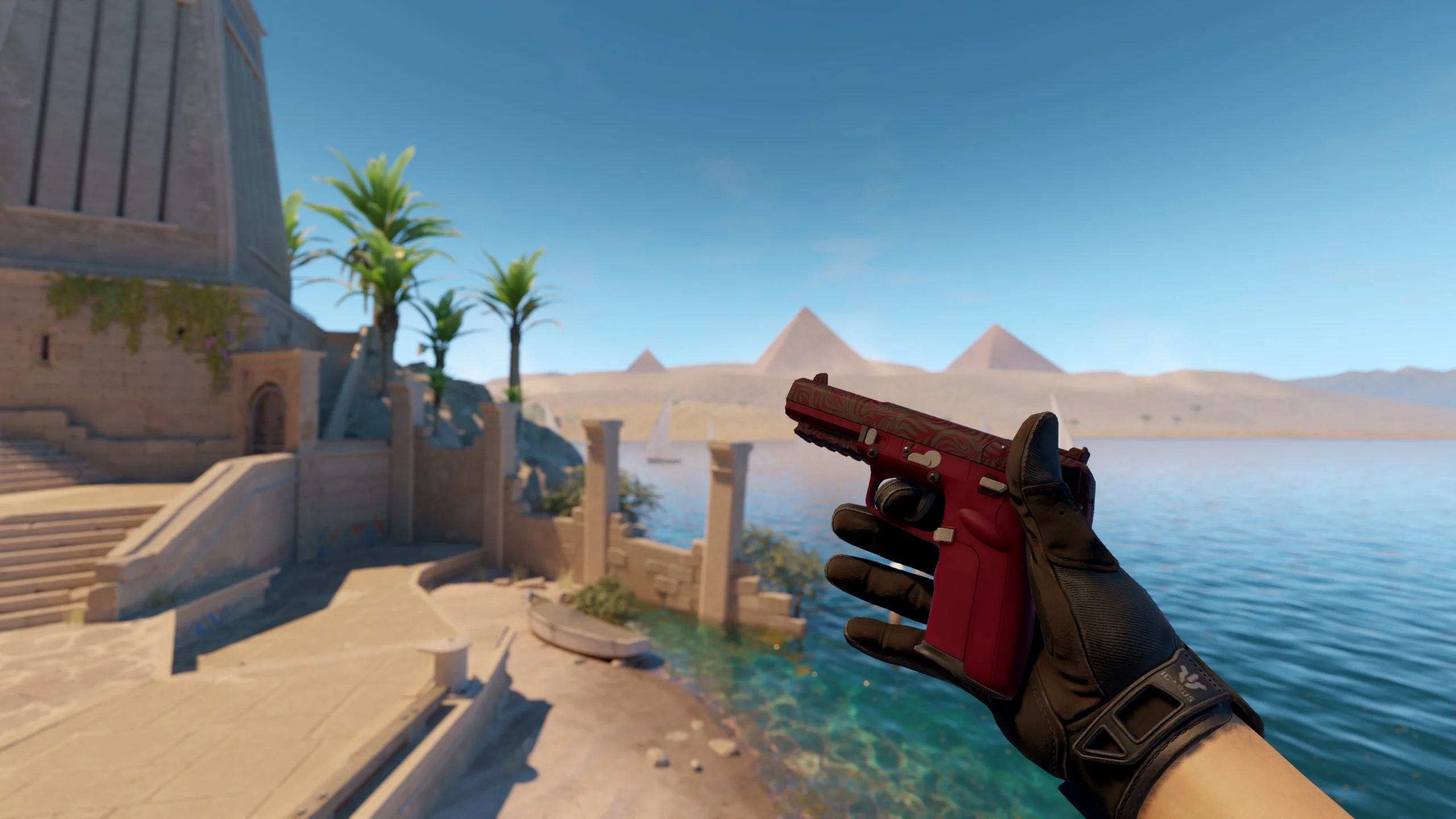 Five-SeveN | Crimson Blossom - CS2 skin screenshot 2