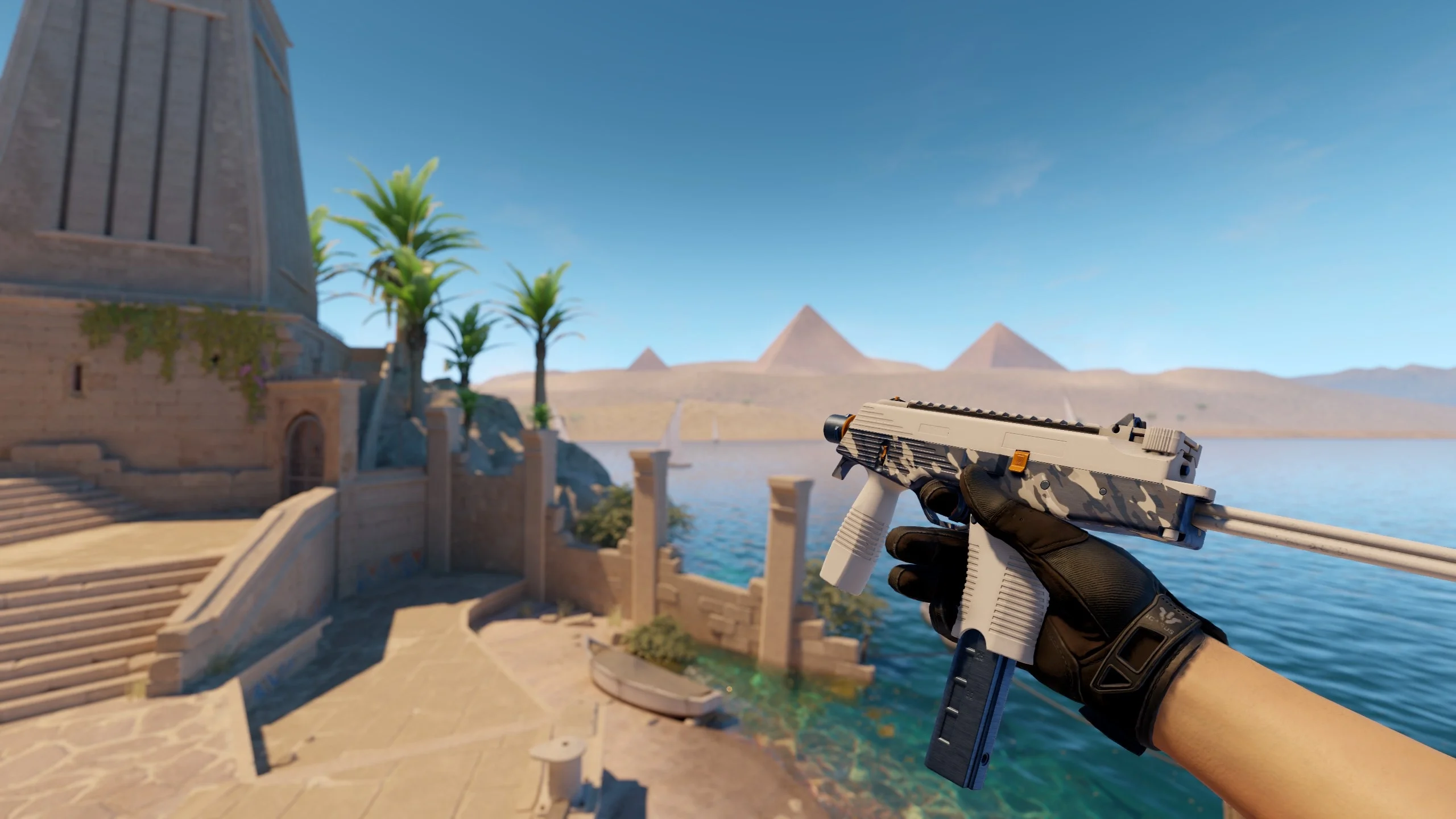 MP9 | Arctic Tri-Tone - CS2 skin screenshot 2