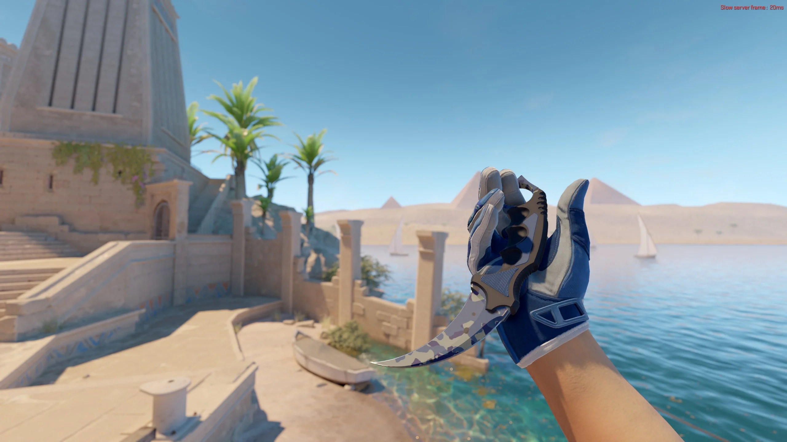★ Sport Gloves | Amphibious - CS2 skin screenshot 4