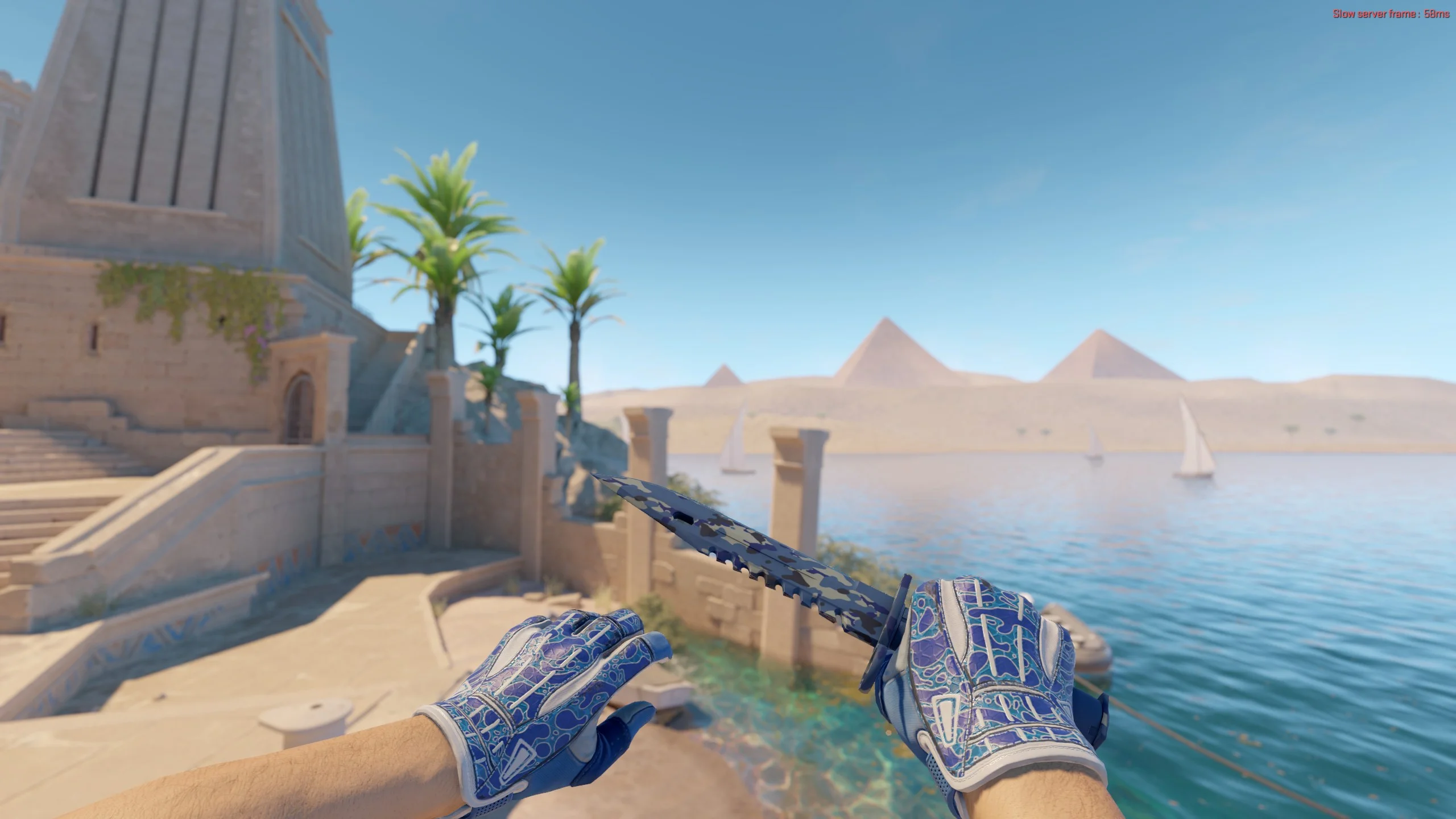 ★ Sport Gloves | Amphibious - CS2 skin screenshot 5