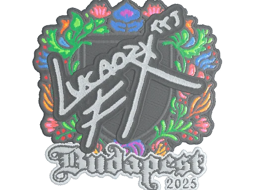 Klistermärke | Lucaozy (broderi) | Budapest 2025